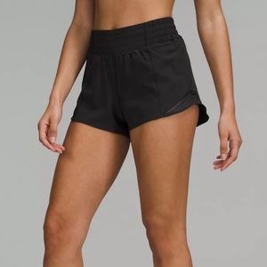 Lululemon Hotty Hot High-Rise Lined Short 2.5"